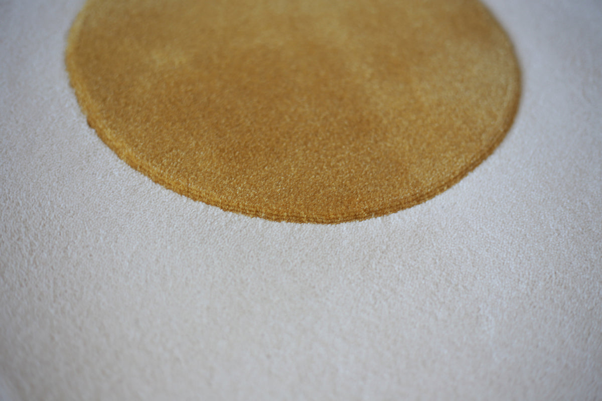 Solstice tufted wool and velvet rug by Milla Novo, 120 x 100 cm, photo 5 of 8