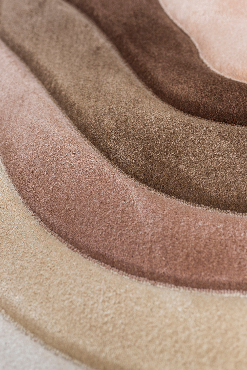 Bomba Coco earth-tone tufted wool rug by Milla Novo, photo 4 of 6